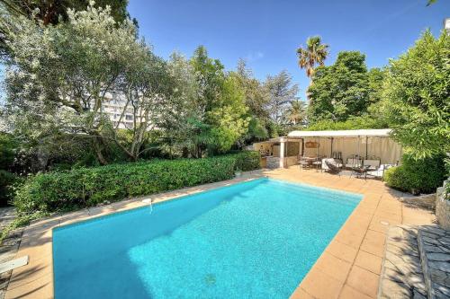 REF 1821 - Cannes Near Center - Villa for rent, Cannes (Foto 4)