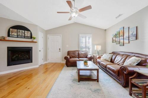 Apex Comfort - Modern 3BR 2BA Home in Apex, NC in Apex, USA