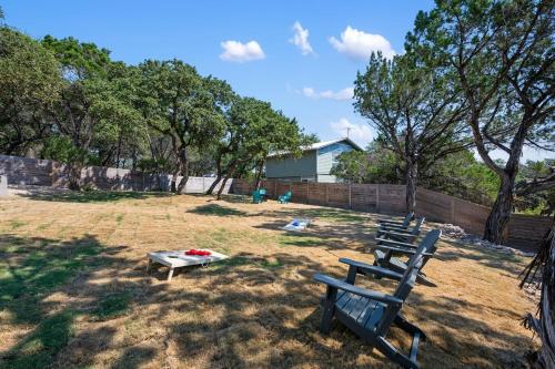 Mini-resort Wpool And Putt in Spicewood, USA