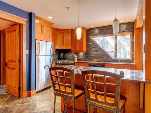 Foxglove 16 Beautiful 3 bedroom townhome close to Village FG. in Whistler, Canada