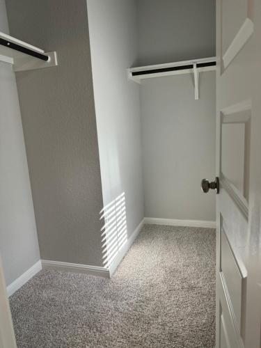 Quiet room in Jarrell, USA