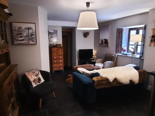 Appartement 6 pers avec terrasse, proche commodités - FR-1-263-508