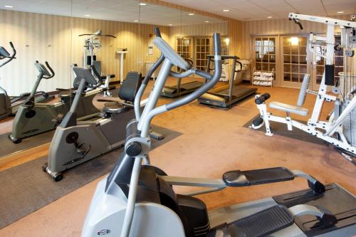 Holiday Inn Express Hotel & Suites Hagerstown an IHG Hotel - main image