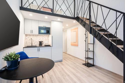 E44 - Erzsébet Boulevard Residence - Best Location by BQA 2