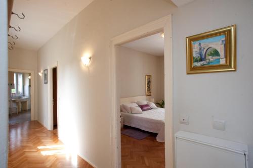 Gianina Apartment, Split (photo 9)