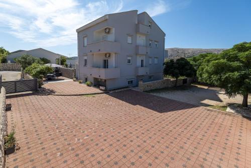 Vila Murvica - image 4