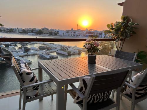 Luxury Studio Walk to West Beach, Dubai (Foto 4)