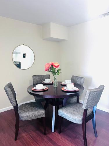 Facilities, Calligraphy home with Private Deck near SDSU in Allied Gardens