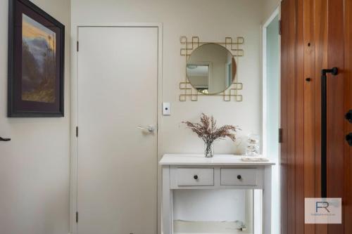 Unique Herne Bay Haven with Spa