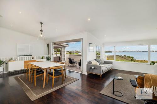 Magnificent seaviews with Pool, Auckland (fotografie 7)