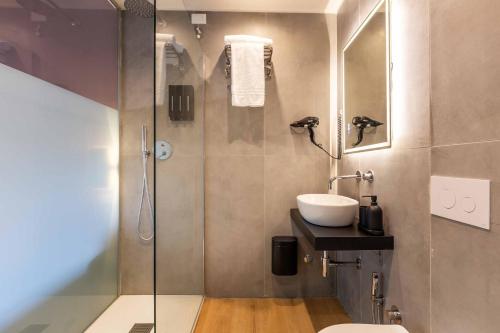 LUMINA3 Luxury Room ROME, Roma (foto 7)