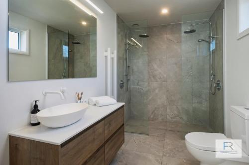 Luxurious Meadowbank home