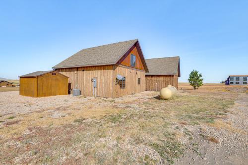 Balcony and Views Sturgis Twin Peaks Cabin in Sturgis