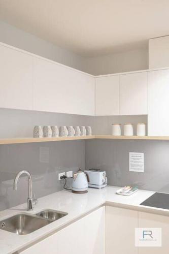 Fab Apartment with Garden by Furnished Rentals, Auckland (fotografie 5)