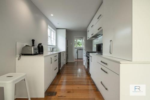 Beautiful Birkenhead Home (Furnished Rentals), Auckland (zdjęcie 7)