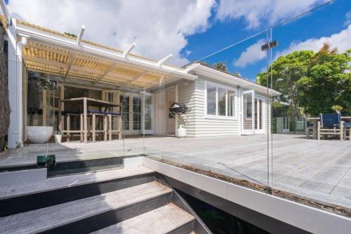 Beautiful Birkenhead Home (Furnished Rentals), Auckland (zdjęcie 8)