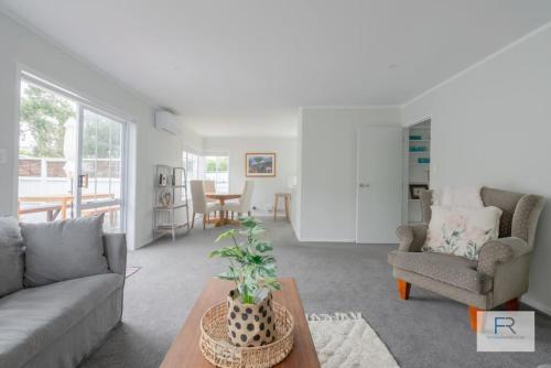 Cosy Bayswater House - image 3