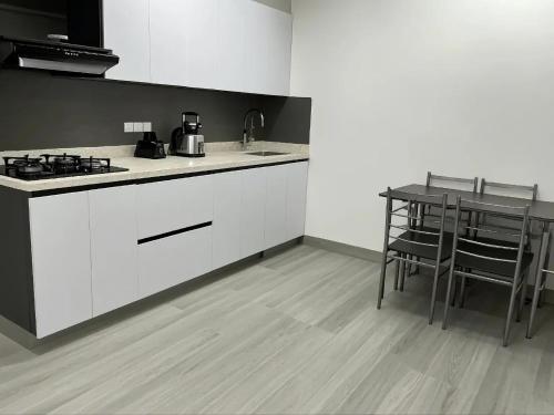 Moderno y cómodo apartamento 201