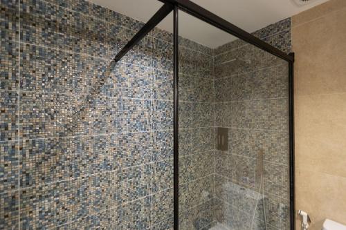 Mazar Pyramids Hotel - image 11