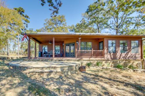 ‘The Bird’ Cabin Peaceful Refuge in East Texas in Van (TX)