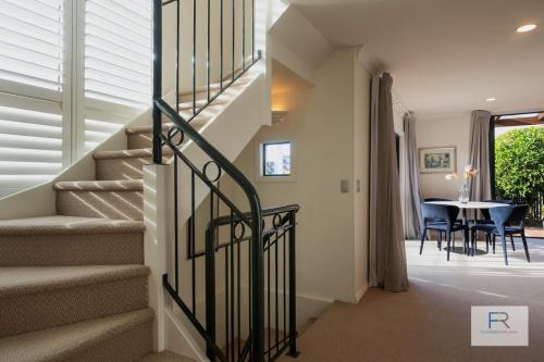 Beautiful Parnell Home with seaviews, Auckland (zdjęcie 8)