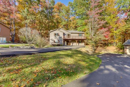 Home Less Than 2 Mi to Mtn Greens Golf Massanutten Ski! - image 2