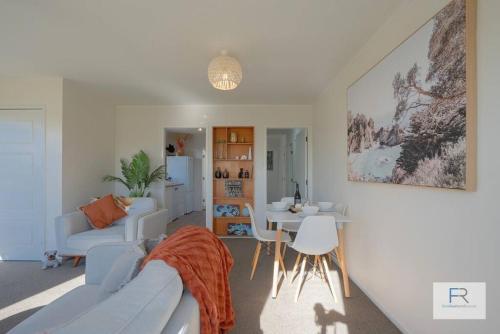 Beautiful Coastal Home Rothesay Bay, Auckland (fotografie 9)