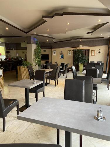 Hotel L'Univers in Chatellerault