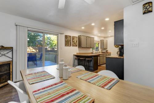 Cheyenne Meadows Hideaway in Colorado Springs, USA