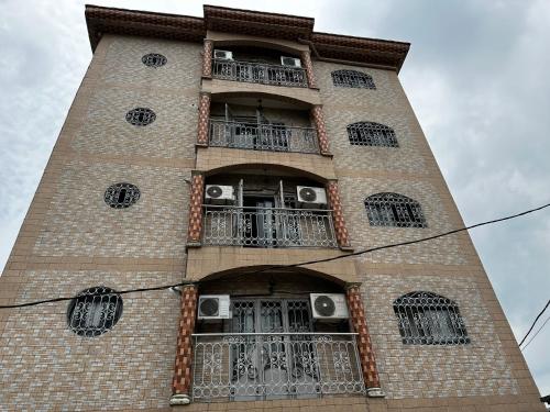 One-Bedroom Apartment with Balcony image 1