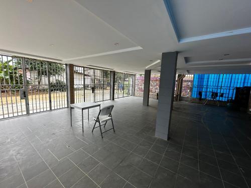 One-Bedroom Apartment with Balcony image 4
