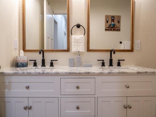 Mountain Serenity Retreat in Florissant, USA