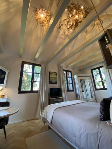 1 queen bed