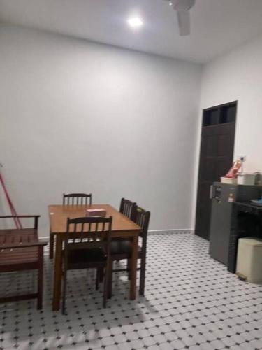 瑞娜民宿 (RINA HOMESTAY) in 登嘉樓州立博物館
