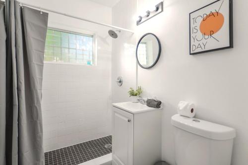 Convenient Studio 15 min from the beach Convenient Studio 15 min from the beach