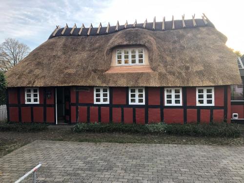 Hyggeligt gammelt hus i Ry in Ry