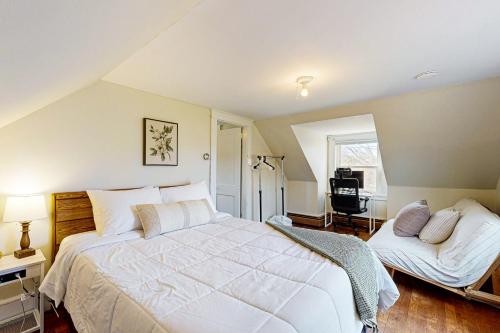 The Poolside Paradise