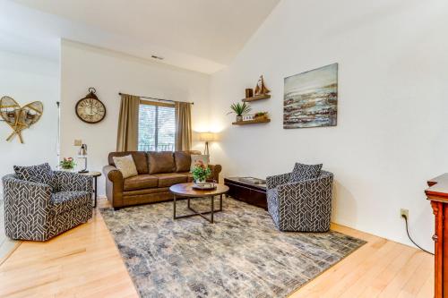 Modern Coeur dAlene Getaway Condo Walk Downtown! - image 6