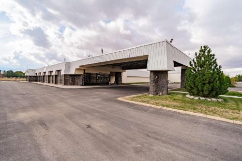 外部景觀, Motel 6 Pocatello, ID in 波格太羅 (ID)
