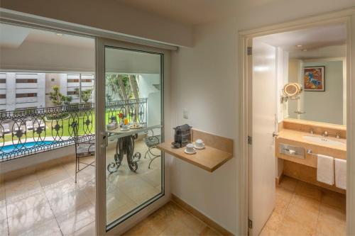607787305 Presidente InterContinental Puebla by IHG