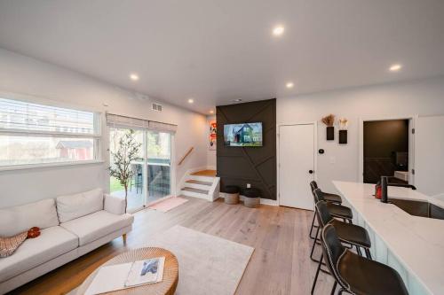 Location Modern Ohio City Luxury 2 King Beds in Ohio City, USA