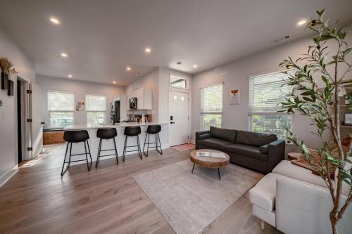 Location Modern Ohio City Luxury 2 King Beds in Ohio City, USA