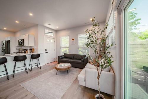 Location Modern Ohio City Luxury 2 King Beds in Ohio City, USA