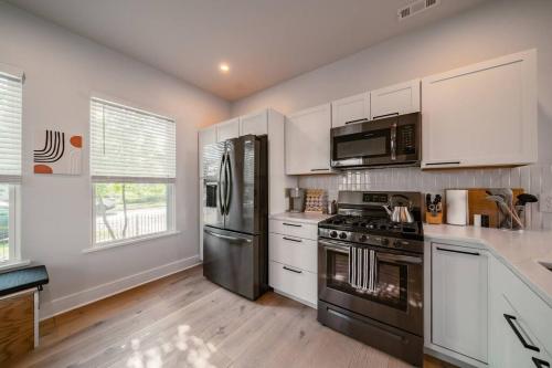 Location Modern Ohio City Luxury 2 King Beds in Ohio City, USA