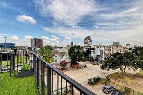 Newly Constructed Winsome Village B Galleria Area in Houston, USA