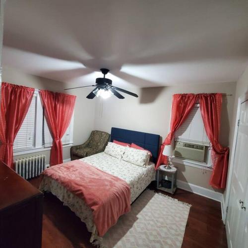 Adorable 2 Bedrooms in Bellerose NY in Bellerose, USA