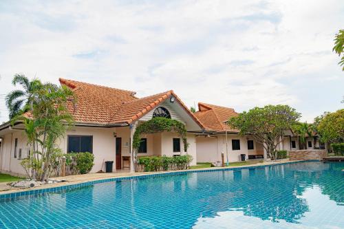 タイ クリスタル レジデント2