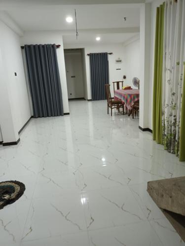 Whits villa 24 in 마타라 시티