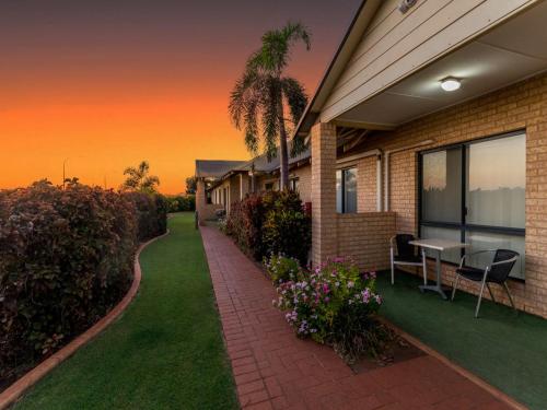 Comfort Inn & Suites Karratha Room Type - One Bedroom Suite 