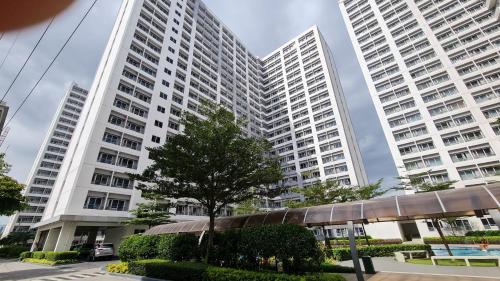 Staycation at Grace Condo Near BGC, Metro Manila